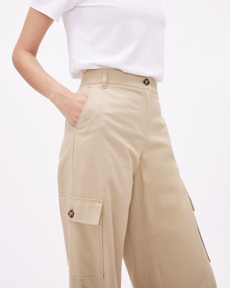 Twill Mid-Rise Wide-Leg Cargo Pant