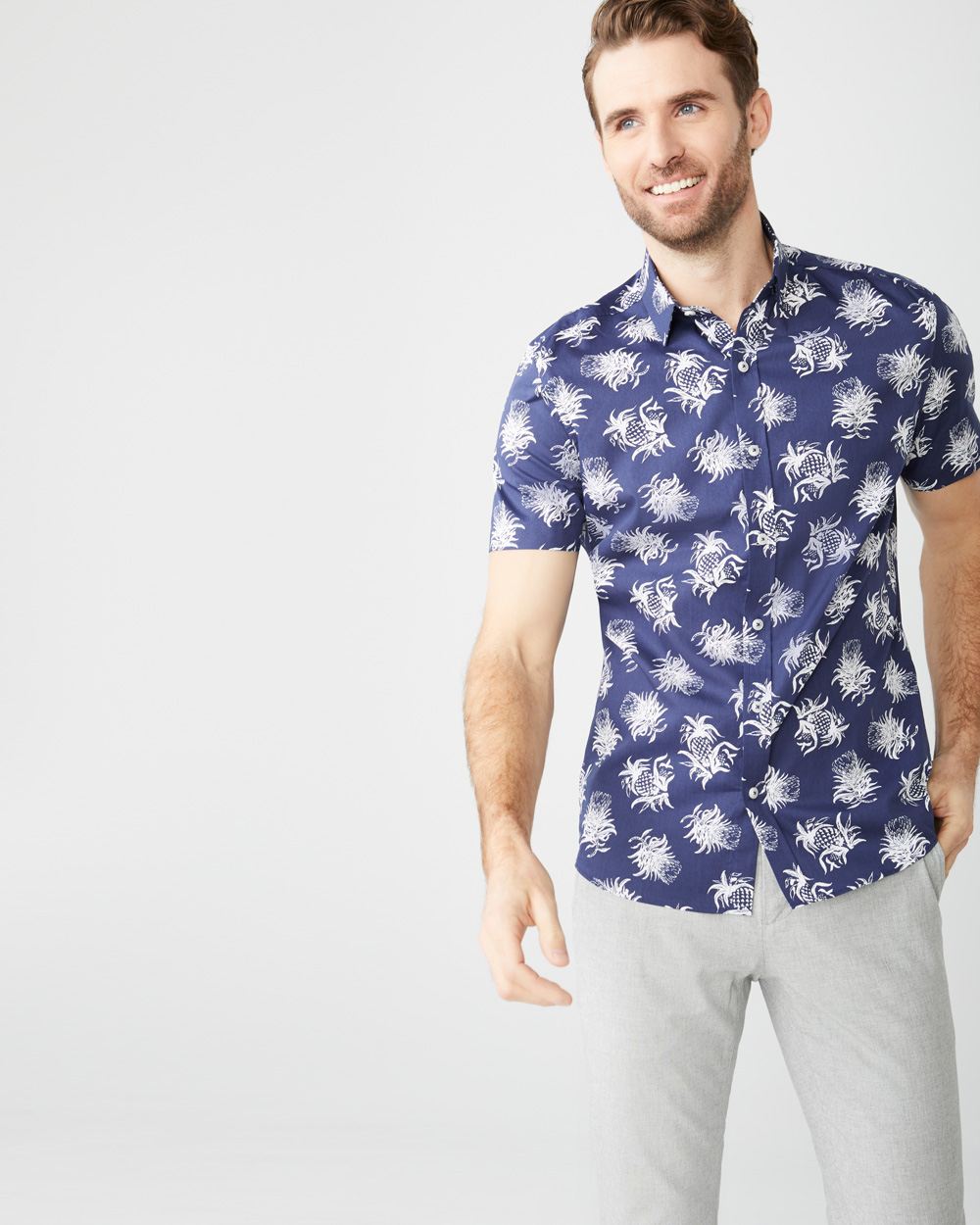 Tailored fit short sleeve pineapple ...