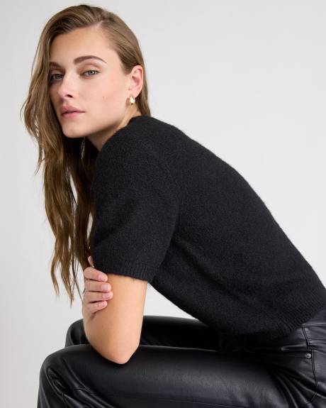 Pull Pelucheux à Manches Courtes et Col Rond