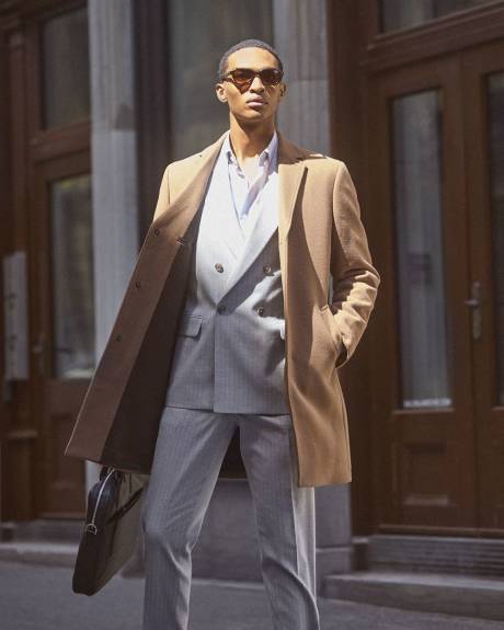 Classic Wool Coat with Tailored Collar
