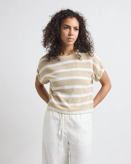 Extended-Sleeve Crew-Neck Relaxed-Fit Crochet Top