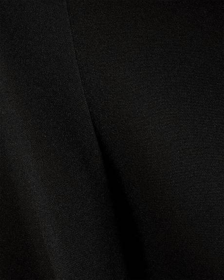 Robe Courte Sans Manches avec Dos Ouvert