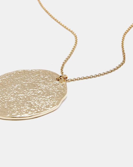 Golden Necklace with Hammered Round Pendant