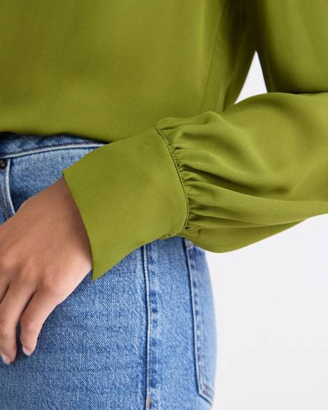 Silky Crepe Long-Sleeve Buttoned-Down Blouse