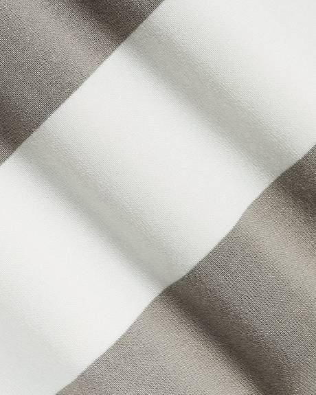 Classic-Fit Extended-Sleeve Crew-Neck Tee