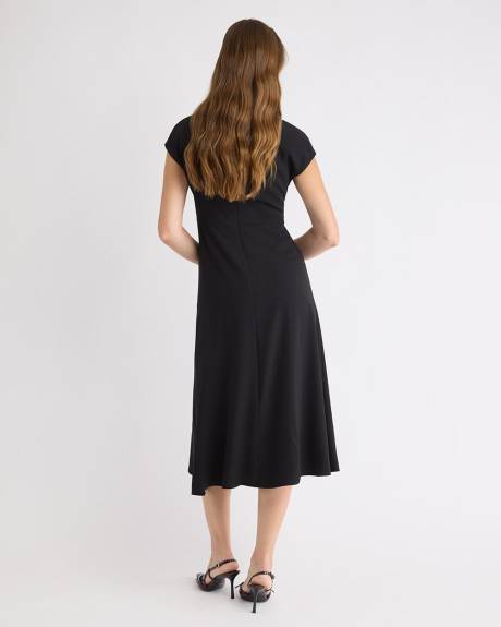 Robe Midi Sans Manches avec Détail Drapé
