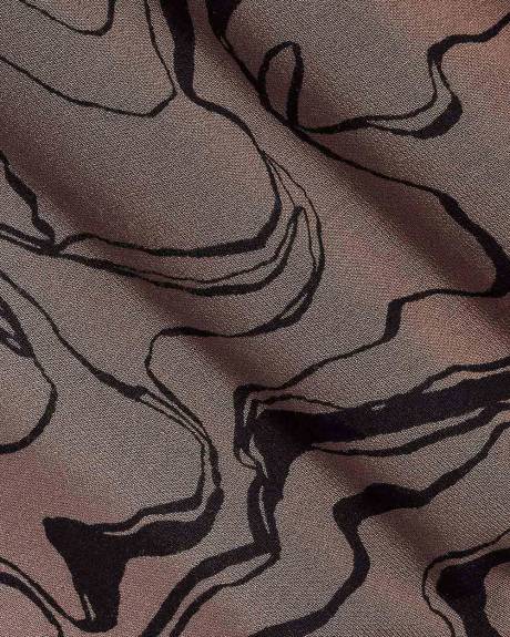 Fitted Long-Sleeve Mock-Neck Tee