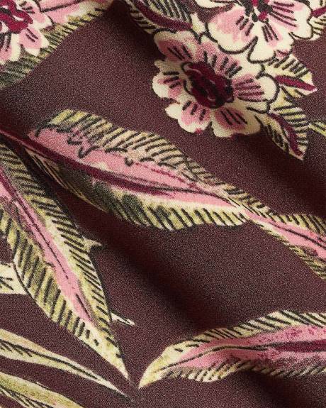 Sleeveless Crew-Neck Midi Dress with Shirred Seam