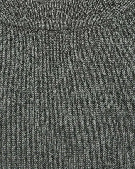 Short Sleeve Crew-Neck Sweater