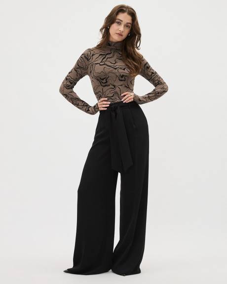 Fitted Long-Sleeve Mock-Neck Tee