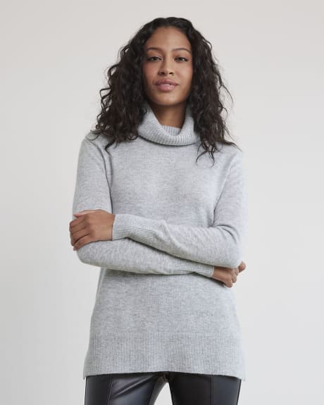 Long-Sleeve Funnel-Neck Cashmere-Blend Sweater