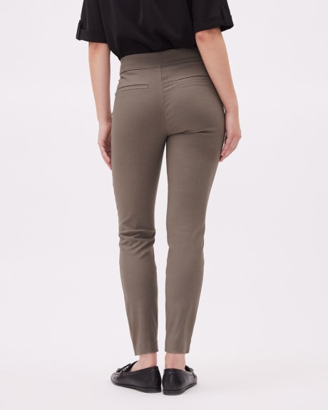 Solid High-Rise Ankle City Legging Pant