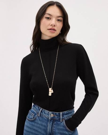 Collier Long avec Pendentif en M&eacute;tal Pli&eacute;