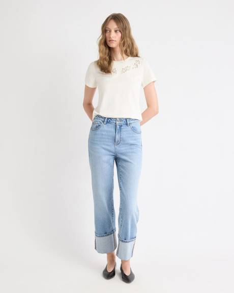 Haut à Manches Courtes et Col Rond avec Broderies