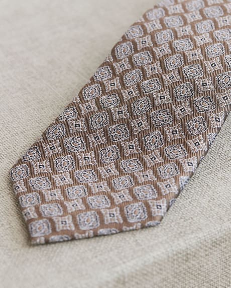 Cacao and White Regular Tie with Geo Pattern