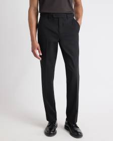 Black Tailored-Fit Essential Pant