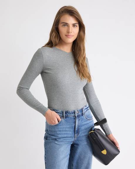 T-Shirt Côtelé à Manches Longues et Col V