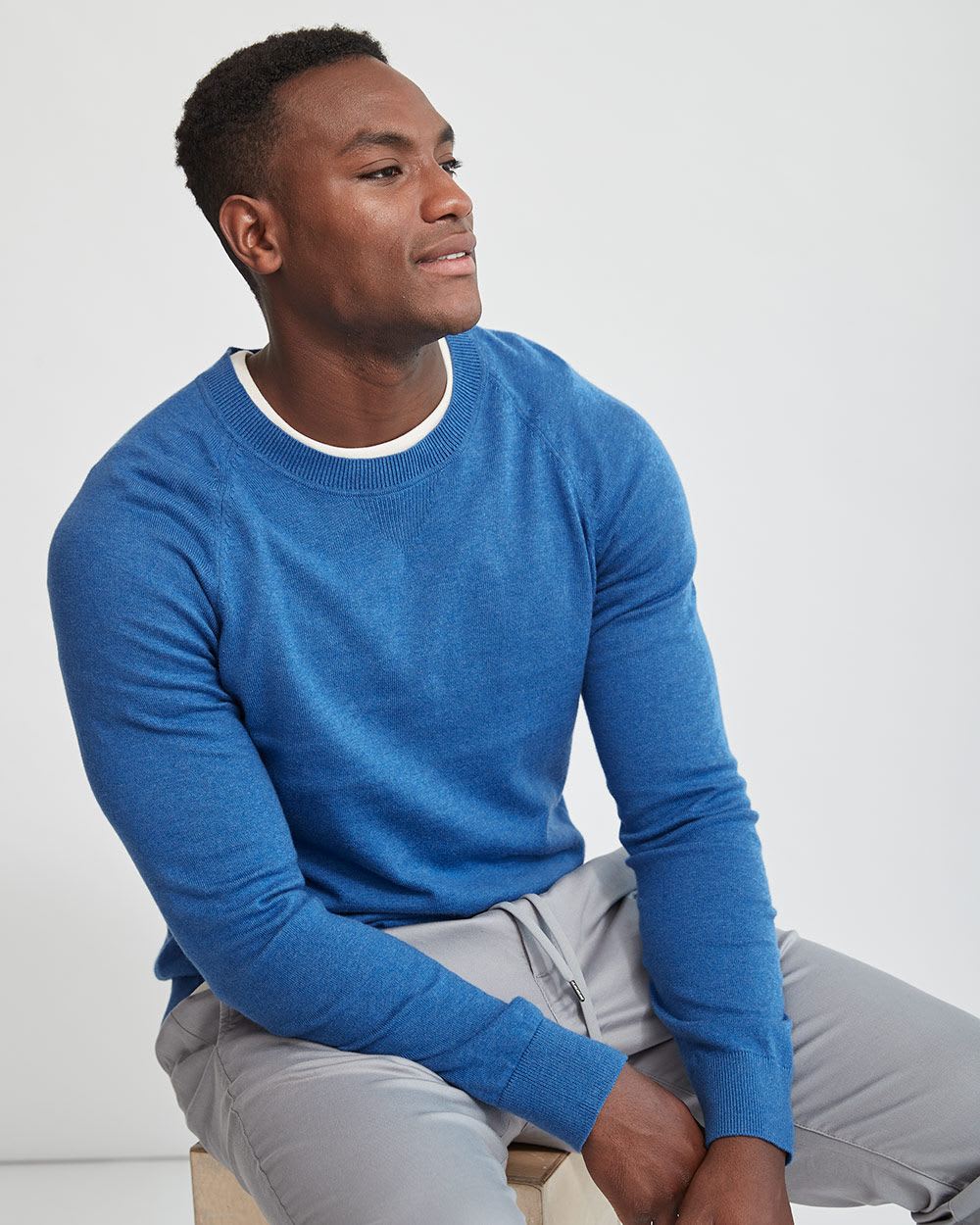 Solid Crew-Neck Sweater with Long Raglan Sleeves