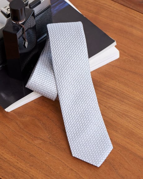 Skinny Tie with Silver Pattern