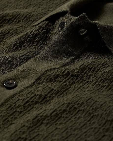 Short-Sleeve Buttoned-Down Textured Sweater with Shirt Collar