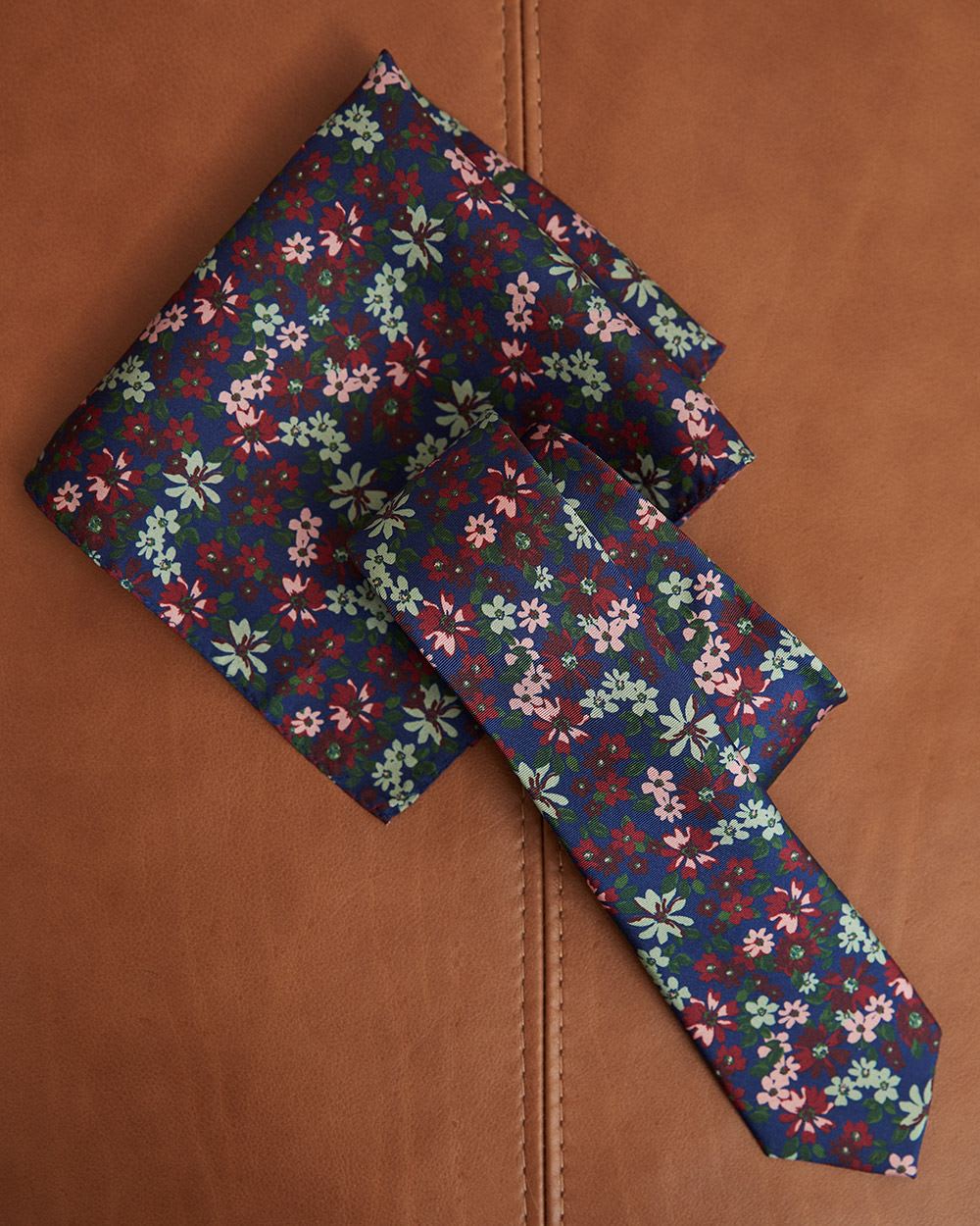 Micro Floral Print Bow Tie and Handkerchief - Gift Set