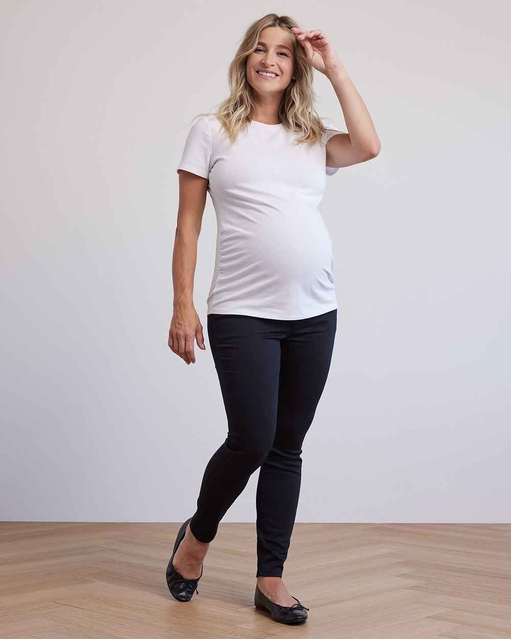 Solid Organic Cotton Crew-Neck T-Shirt - Thyme Maternity