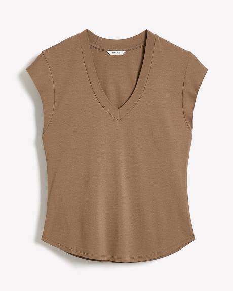 Classic-Fit Short-Sleeve V-Neck T-Shirt