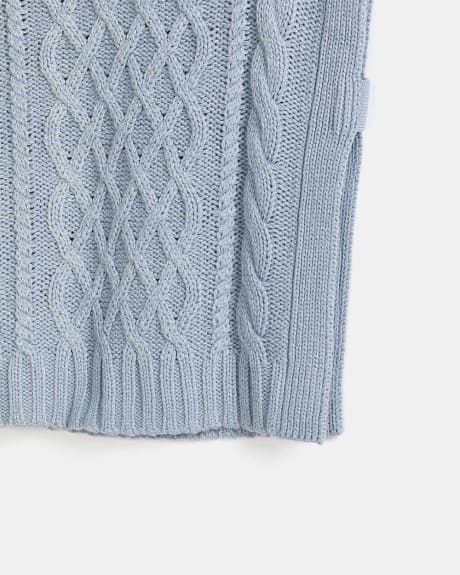 Cable Stitch Turtleneck Sweater Vest