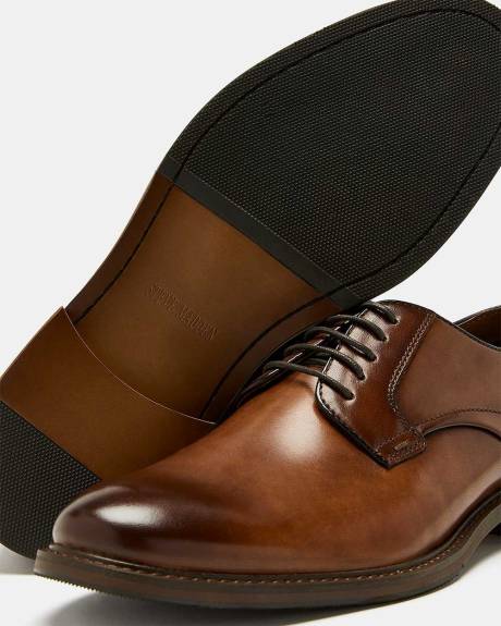 Steve Madden (TM) - Kinetic Leather Dressy Shoe