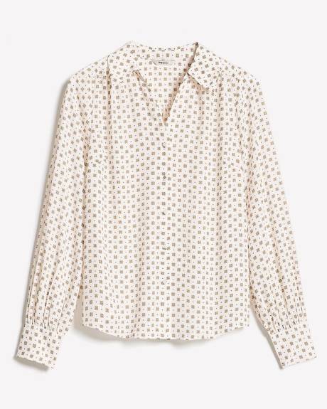 Silky Crepe Long-Sleeve Buttoned-Down Blouse