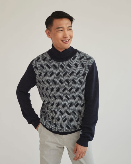 Geometric Pattern Turtleneck Sweater