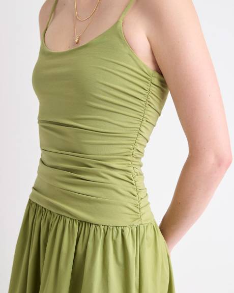 Sleeveless Round-Neck Mix-Media Midi Dress