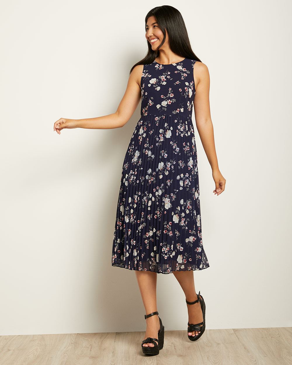 Fit And Flare Pleated Floral Maxi Dress RW&CO.